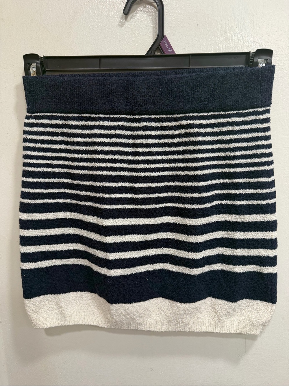 ❤️💜 5 for $20! Zara Navy and White Striped Mini Skirt
